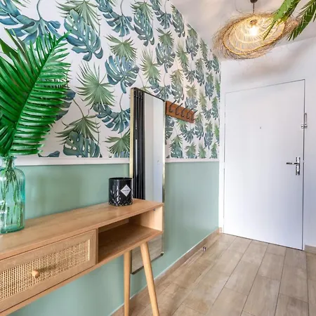 Apartment Tropical Garden By Plaza *